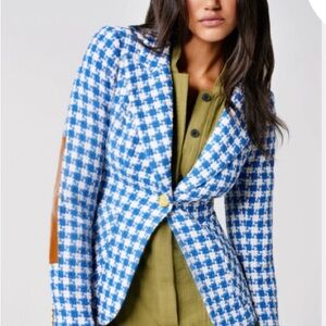 NWT Smythe Duchess Patch Pocket Blue and White Plaid Blazer. Size 12